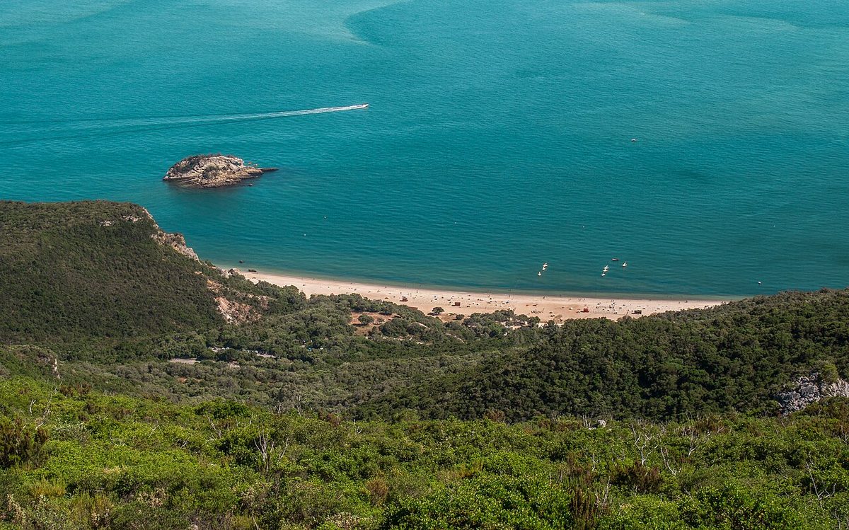 Day Trips from Lisbon: Sintra, Cascais, Arrábida & Beyond