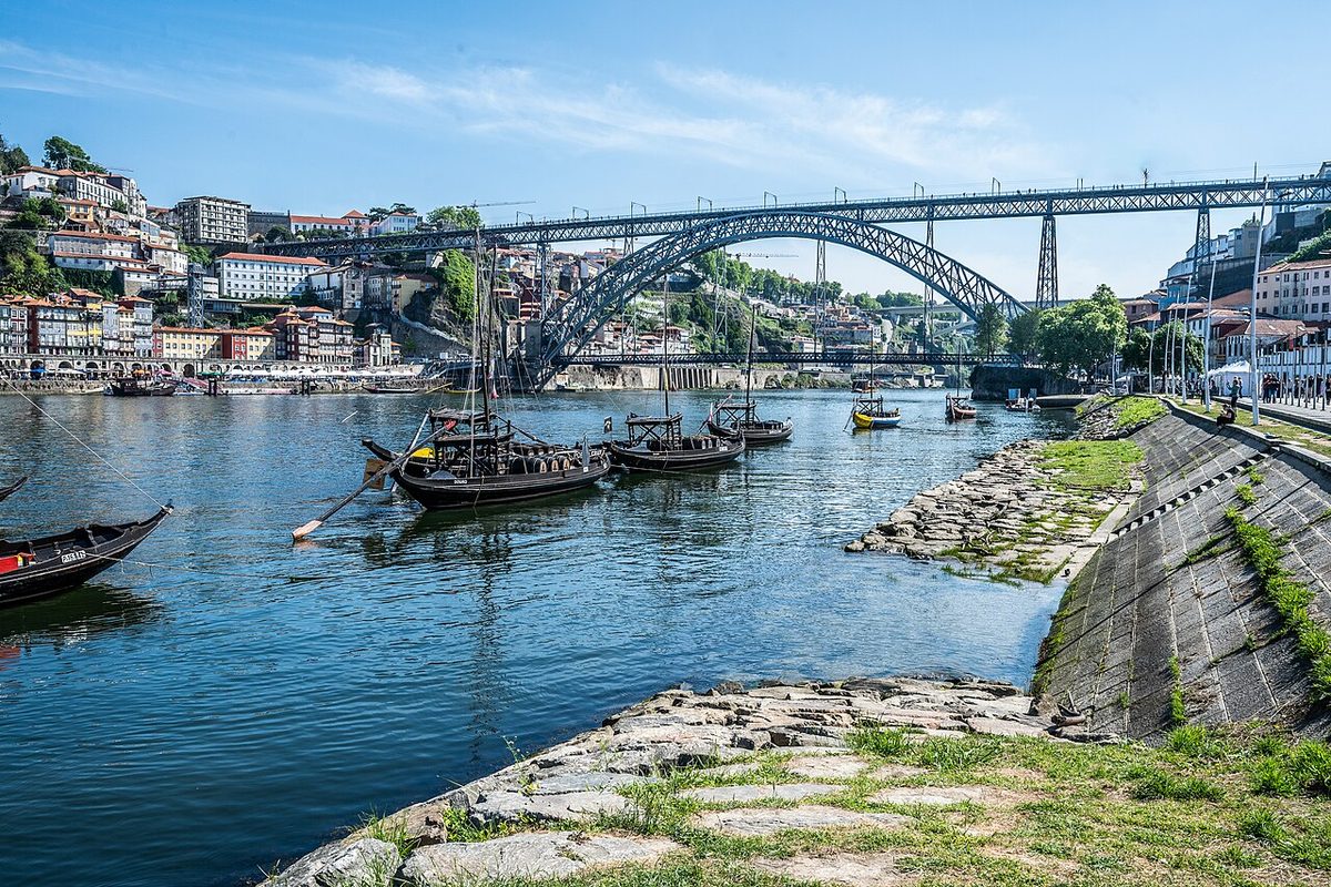 Porto Travel Guide: Things to Do, Food, Port Wine & Planning